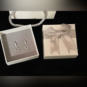 🌸 NEW Elegant Silver Heart Earrings Gift Set